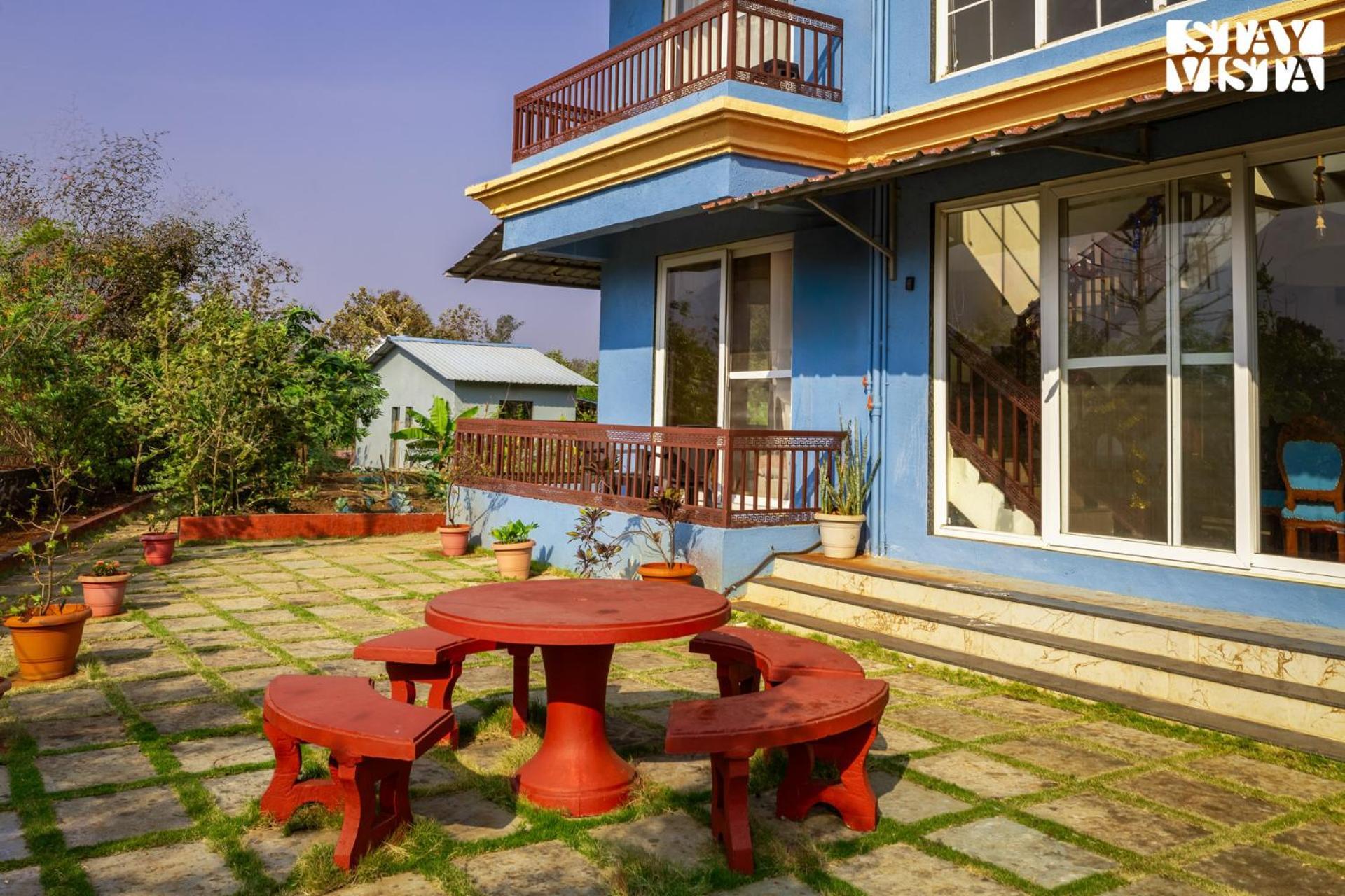 Stayvista'S Hillside Meadows - Mountainside Retreat With Farm View, Pool & Deck, Lawn & Gazebo Chinchavli Bagian luar foto